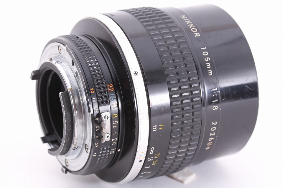 希少 Nikon Ai-S Nikkor 105mm F1.8 Amazon.com : Nikon Ai-S Nikkor 105Mm F1.8 [International